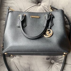 Micheal kors crossbody/tote bag